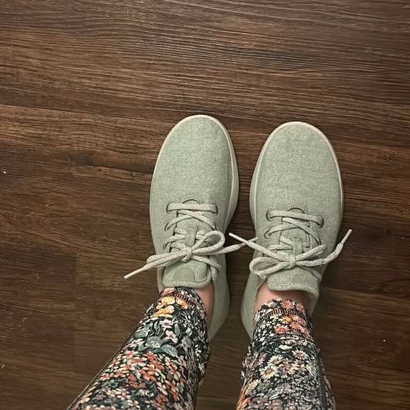 allbirds Shoes - Allbirds Women’s Wool Runners - Size 9